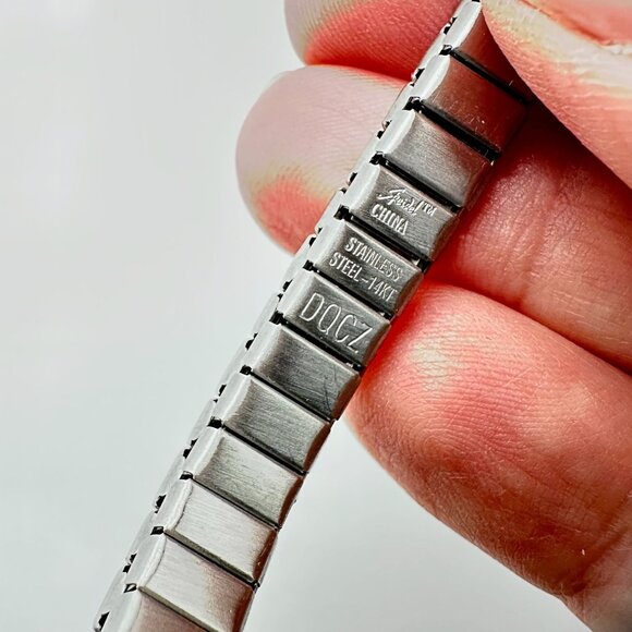 Spiedel 14K Gold And Stainless Steel Expandable Bracelet Fits Up to 8 Inch - Picture 6 of 6